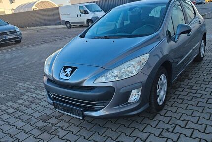 Peugeot 308 85.100 km 4.560 &euro; Leipzig 04209