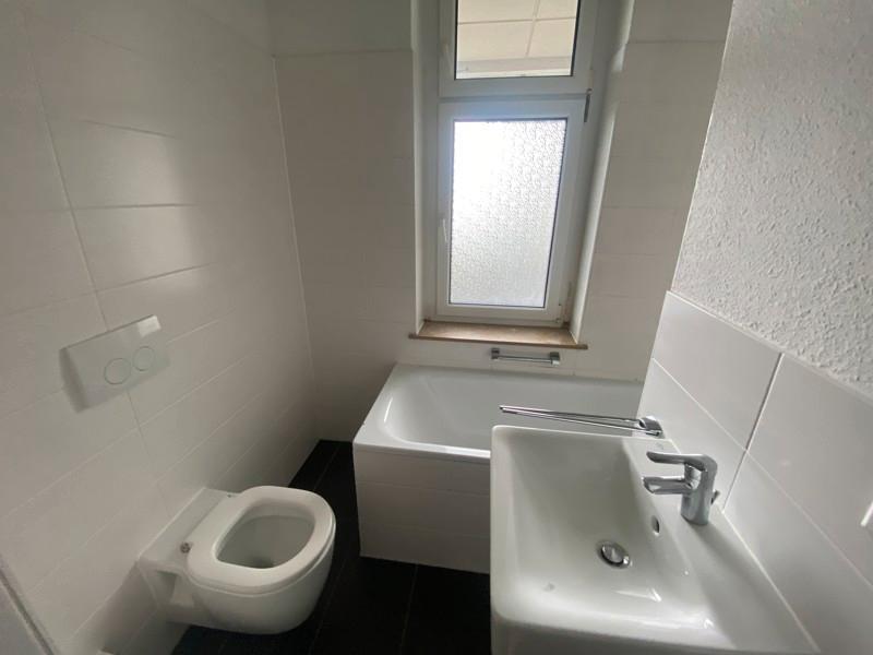 4 Zimmer Wohnung mit Balkon zimmer