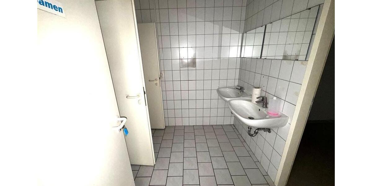 Gewerbeobjekt Kabelsketal - 1.990&euro; | Angebot:25350221