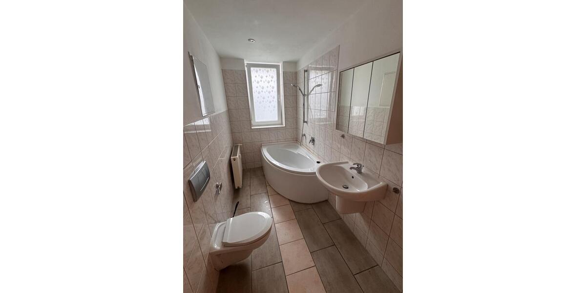 Erdgeschoßwohnung Groitzsch - 1 Zimmer, 41 m&sup2;, 310&euro; | Angebot:24728724