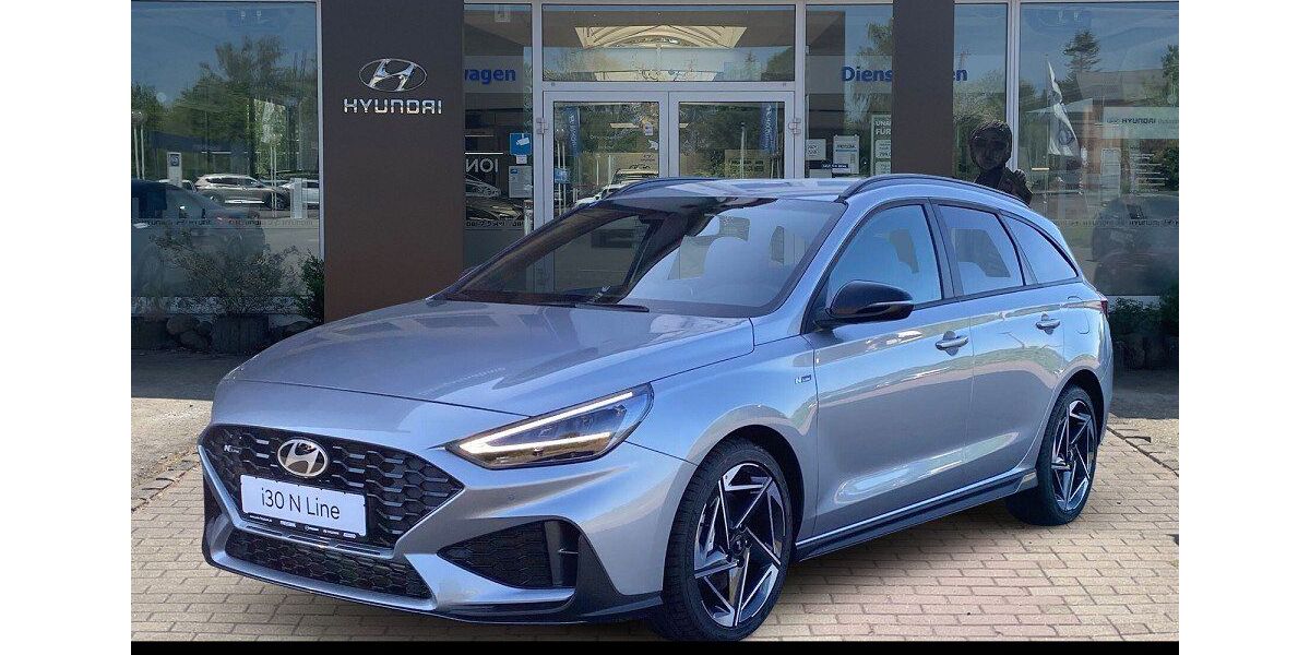 Hyundai i30 5.242 km 27.499 &euro; Leipzig 04328