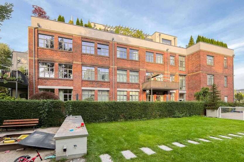 Wohnung zum Kaufen in Leipzig 649.000 € 129.34 m²