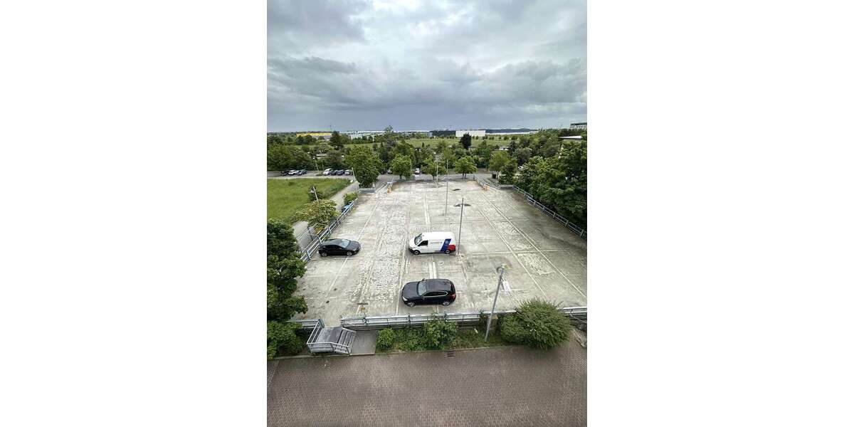 ++Frisch Sanierte Familienwohnung mit Aufzug++ 4 zimmer