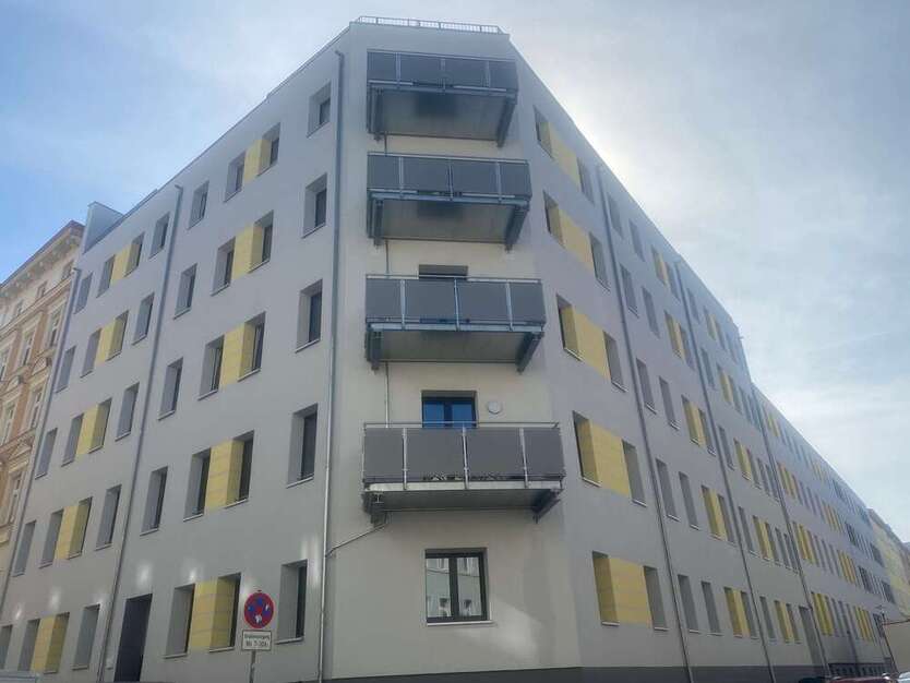 Wohnung zum Mieten in Halle 945 € 77.6 m²