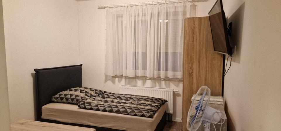 Etagenwohnung Schkeuditz - 1 Zimmer, 18 m&sup2;, 700&euro; | Angebot:25793056