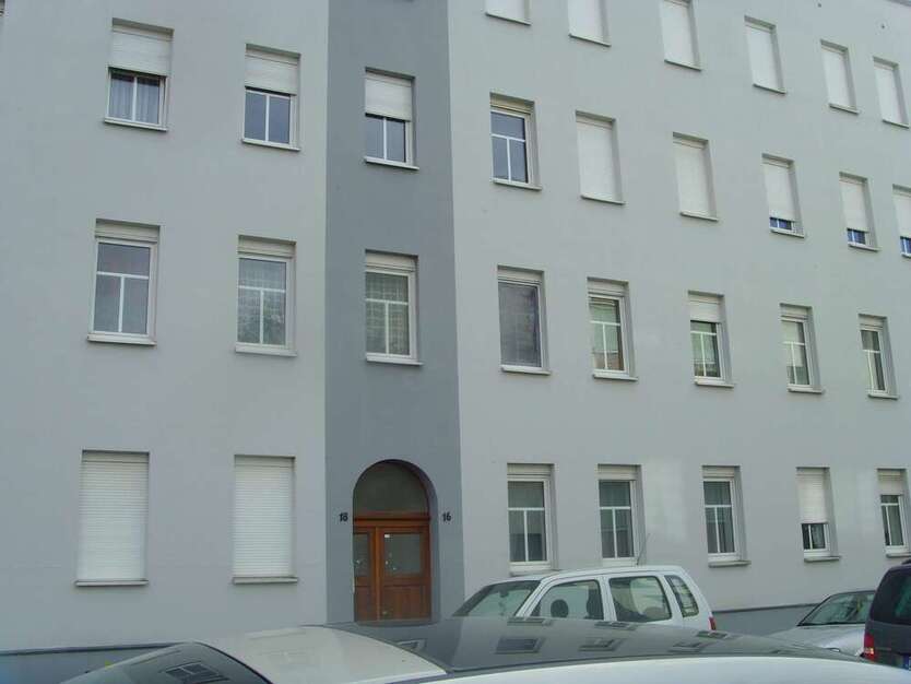 Wohnung zum Mieten in Leipzig 272,44 € 39.83 m²