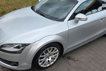 Audi TT 99.650 km 10.500 &euro; Leuna 06237