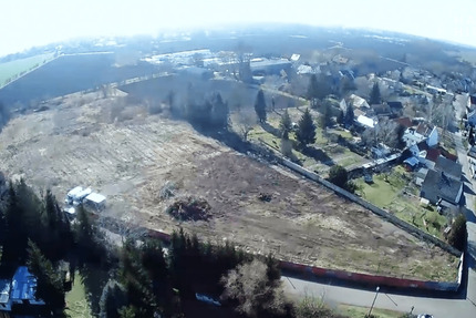 Großes Baugrundstück mit der Möglichkeit zur Teilung in 2 Parzellen! zimmer