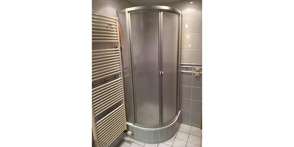 Dachgeschoßwohnung Schkopau - 3 Zimmer, 78 m&sup2;, 540&euro; | Angebot:25647124