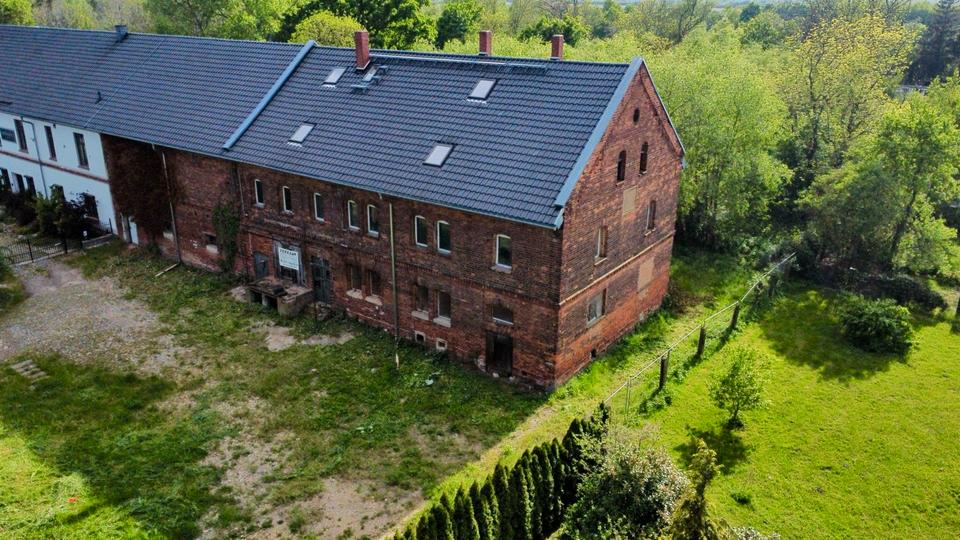 Reihenhaus Rackwitz - 20 Zimmer, 800 m&sup2;, 150.000&euro; | Angebot:25101086