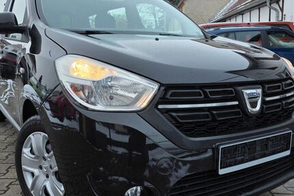Dacia Dokker 65.600 km 11.900 &euro; Zwenkau 04442