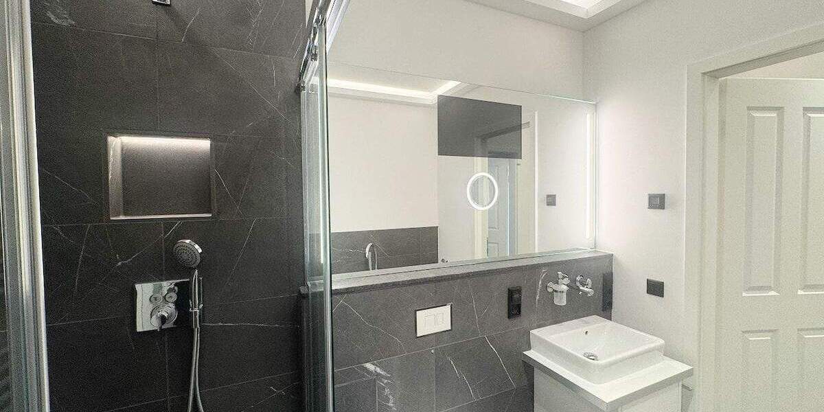 Singletraum mit großem Balkon! + Erstbezug + Fußbodenhzg. + Parkett + Wanne & Dusche + LED-Licht 2 zimmer