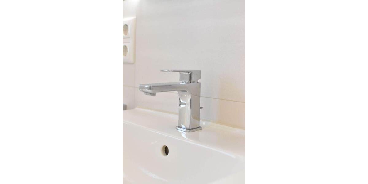 Etagenwohnung Leipzig Leutzsch - 2 Zimmer, 80 m&sup2;, 1.120&euro; | Angebot:25685809