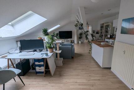 2 Zimmer Dachgeschosswohnung Plagwitz Untermiete bis Februar 2 zimmer