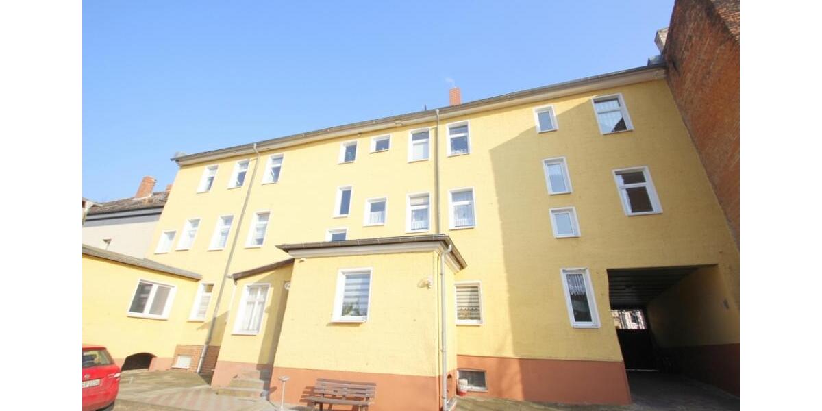 Etagenwohnung Lützen - 4 Zimmer, 110 m&sup2;, 850&euro; | Angebot:21439660