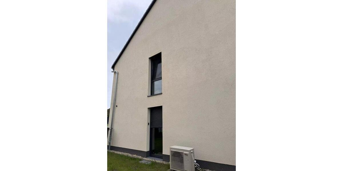 Haus (5 Zimmer) mit Garten in Leuna - DHH Baujahr 2023 5 zimmer