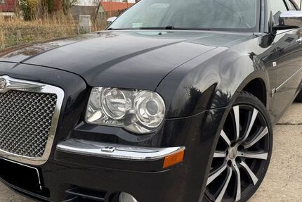 Chrysler 300C 254.895 km 6.980 € Ermlitz 06258