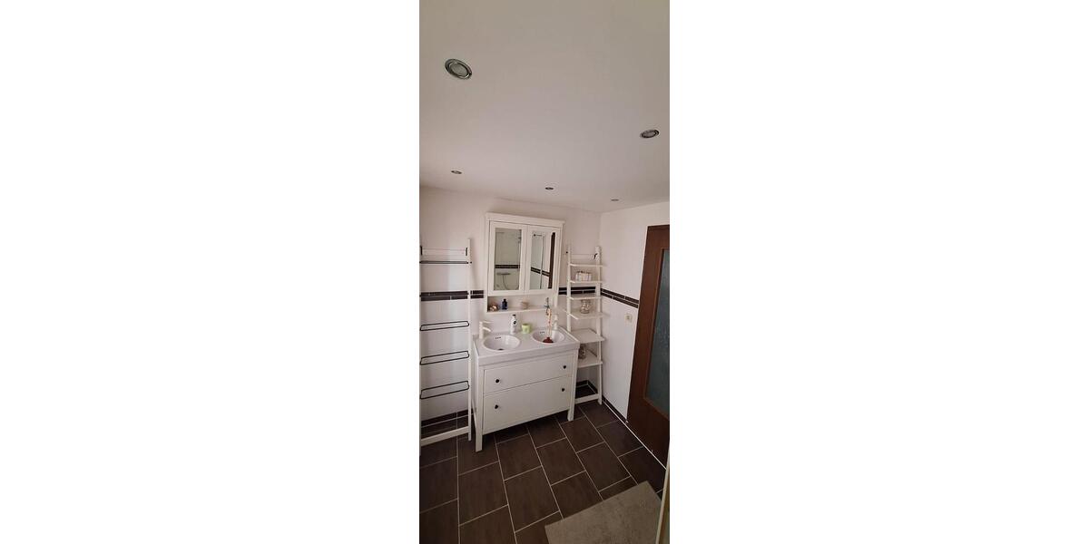 Einfamilienhaus Borna - 8 Zimmer, 175 m&sup2;, 290.000&euro; | Angebot:26926219
