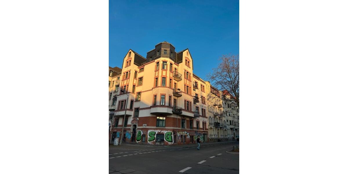 Dachgeschoßwohnung Leipzig Süd - 3 Zimmer, 90 m&sup2;, 1.080&euro; | Angebot:26335102