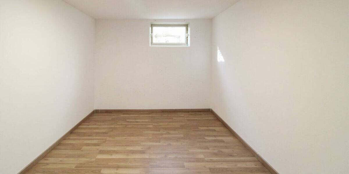 Reihenmittelhaus Leuna Kötschlitz - 5 Zimmer, 100 m&sup2;, 240.000&euro; | Angebot:26418458