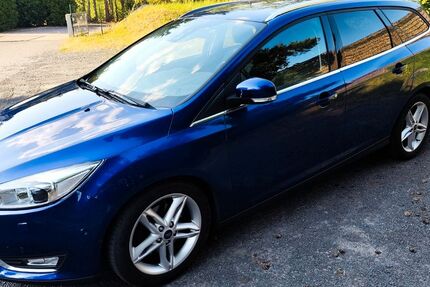 Ford Focus 94.000 km 12.000 &euro; Grimma 04668