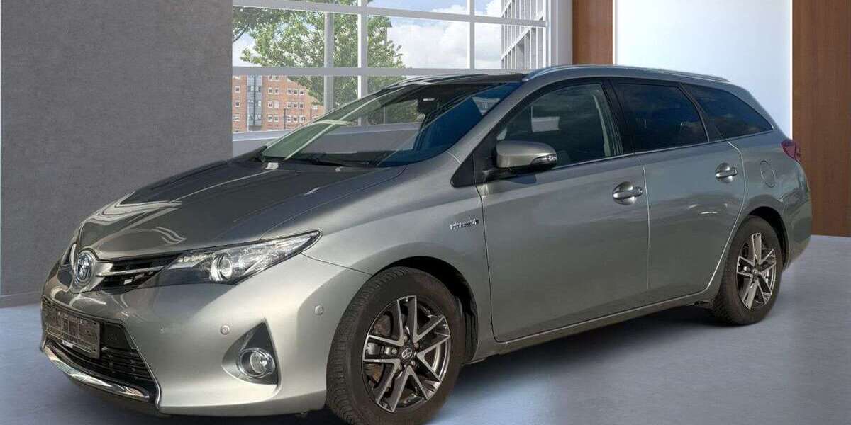Toyota Auris 127.000 km 11.990 &euro; Eilenburg 04838