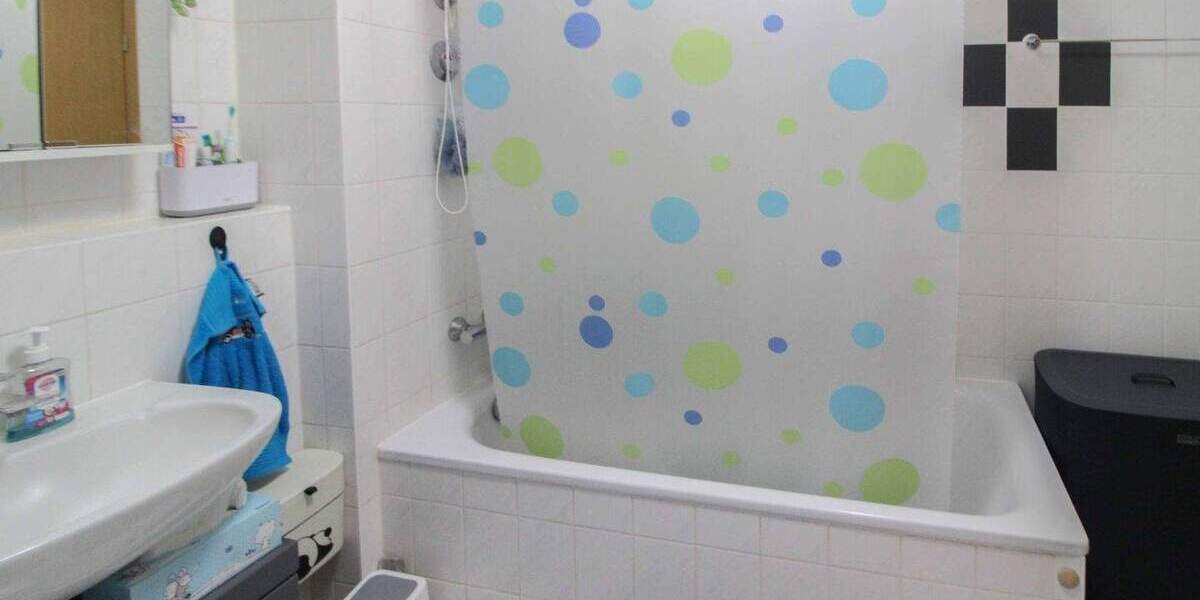 Ort der Gemütlichkeit: bezugsfreie, barrierearme 3-Zi.-Whg. + 2 TG-Stellplätze in Leipzig-Lindenthal 3 zimmer