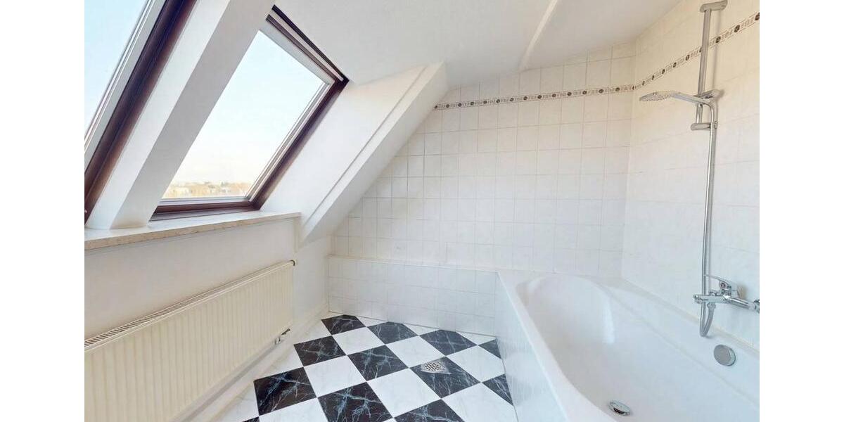 Dachgeschoßwohnung Leipzig Nord - 3 Zimmer, 96 m&sup2;, 919&euro; | Angebot:25719740