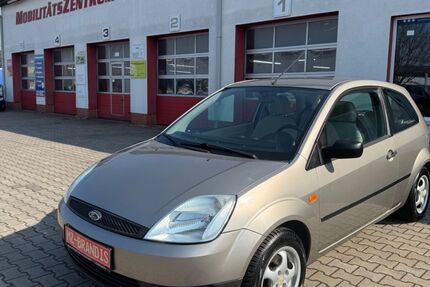 Ford Fiesta 136.556 km 2.450 &euro; Brandis OT Beucha 04824