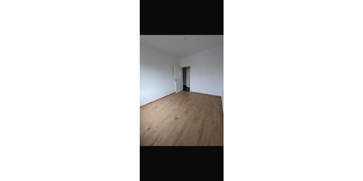 Reihenhaus Delitzsch - 4 Zimmer, 102 m&sup2;, 1.650&euro; | Angebot:25056173