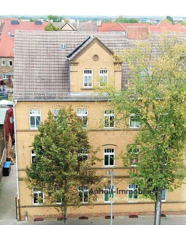 Wohnung zum Mieten in Bitterfeld 287 € 55 m²