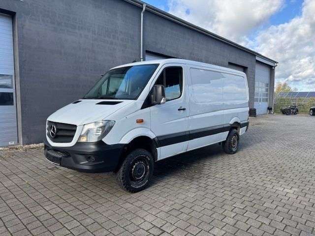 Mercedes-Benz Sprinter 272.000 km 24.999 € Halle (Saale) 06112