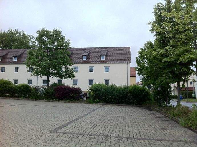 Etagenwohnung Schkopau - 3 Zimmer, 71 m&sup2;, 130.000&euro; | Angebot:26433802