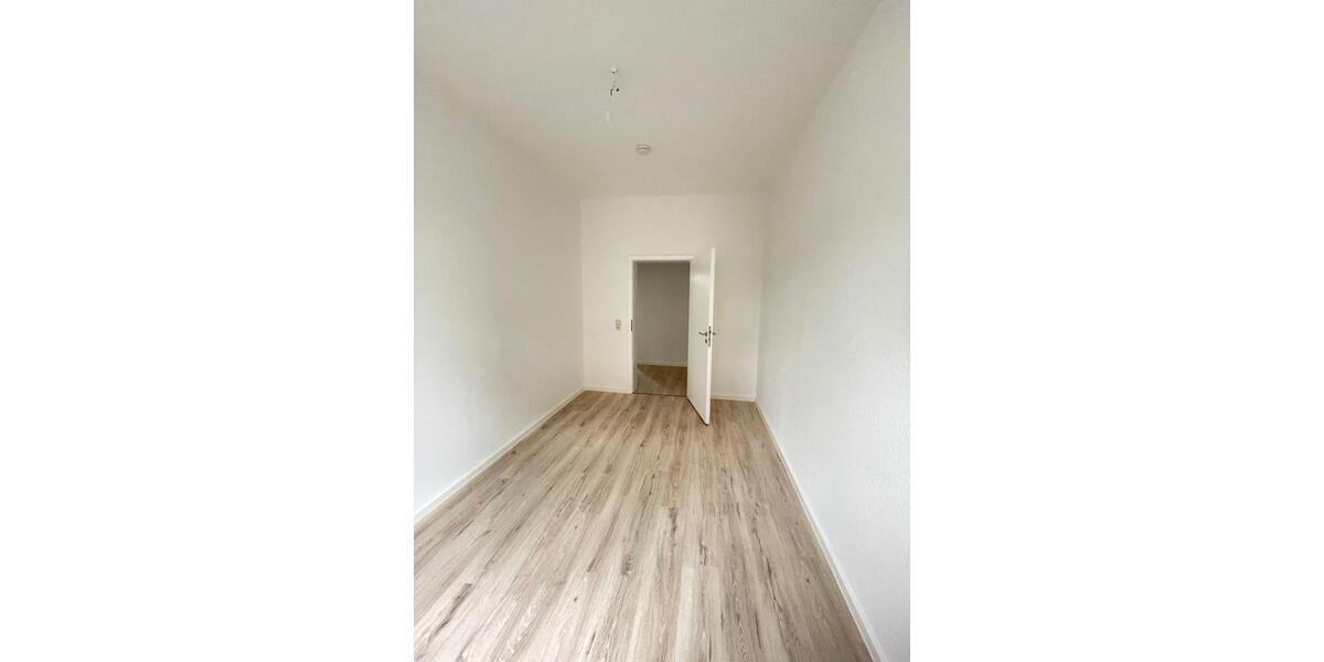 Etagenwohnung Leipzig Südwest - 3 Zimmer, 82 m&sup2;, 672&euro; | Angebot:25486993