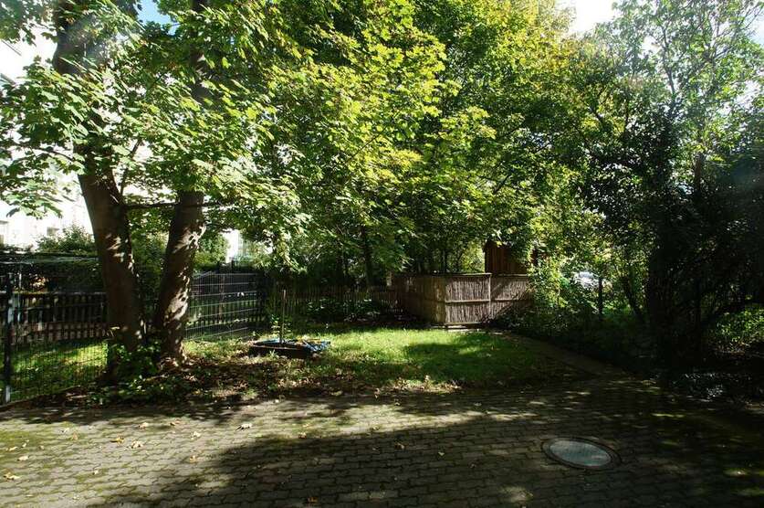 Attraktive 3-Zimmer-Altbauwohnung mit Balkon in Leipzig-Stötteritz – Kapitalanlage mit Charme 3 zimmer