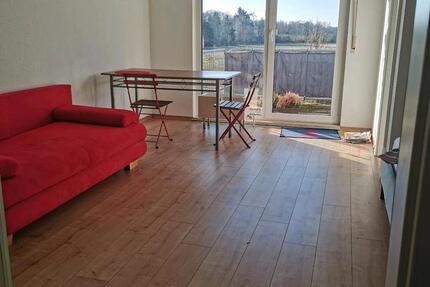 Sonnige 1-Zimmer-Wohnung mit Balkon, Stellplatz & Teilmöblierung 1 zimmer