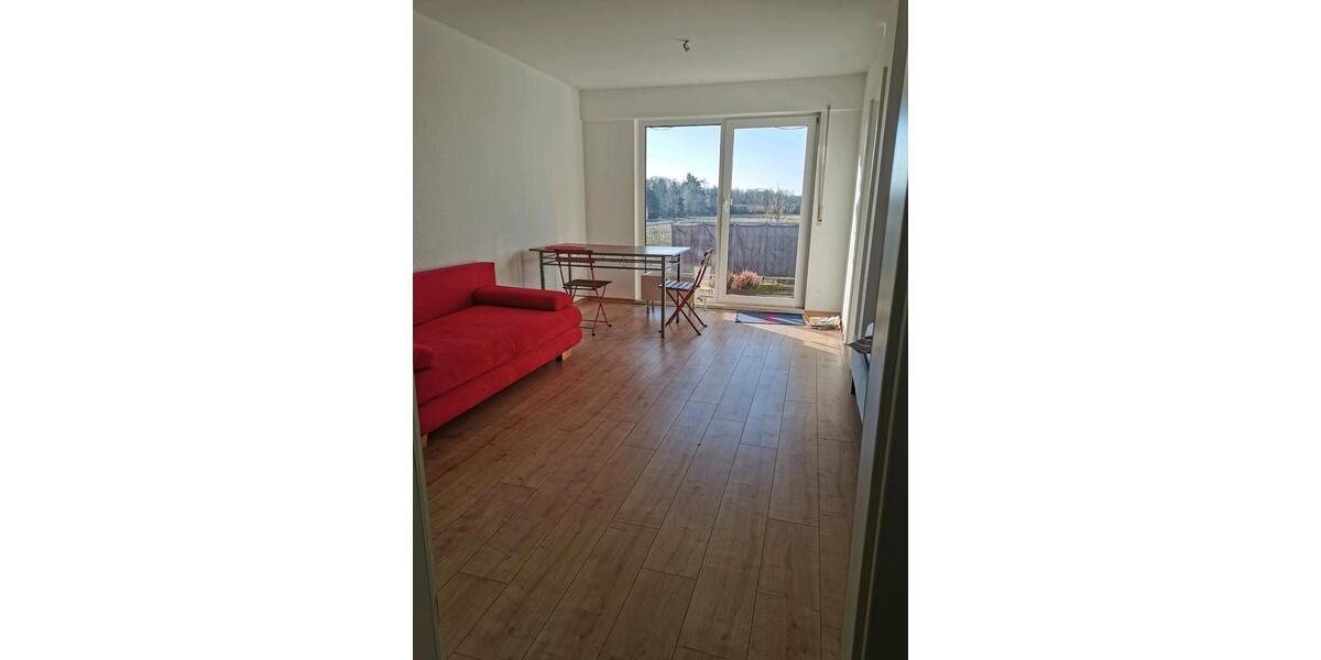 Sonnige 1-Zimmer-Wohnung mit Balkon, Stellplatz & Teilmöblierung 1 zimmer