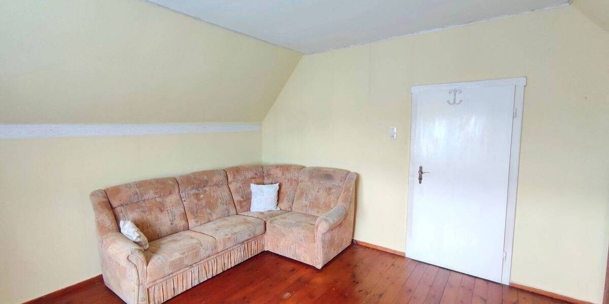 Einfamilienhaus Schkeuditz Radefeld - 6 Zimmer, 144 m&sup2;, 300.000&euro; | Angebot:25701666