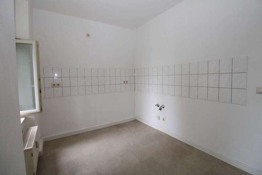 Investieren in Leipzig-Schönefeld: Denkmalgeschütztes ETW-Paket mit 3 Einheiten zimmer