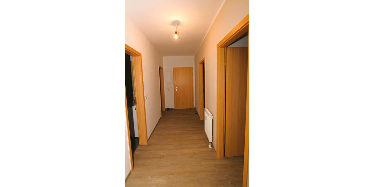 Etagenwohnung Wurzen - 4 Zimmer, 94 m&sup2;, 650&euro; | Angebot:26299324