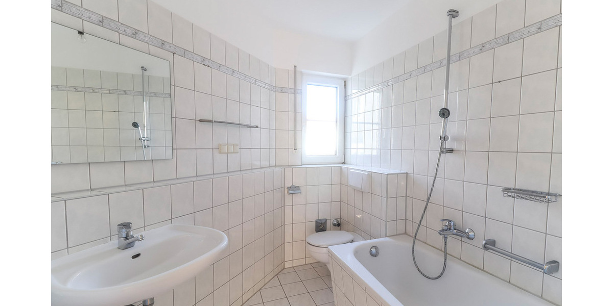 KURZFRISTIG ANSCHAUEN + MARKKLEEBERG + 2 RAUM WOHNUNG + TERRASSE - Erdgeschoßwohnung Markkleeberg Großstädteln | Angebot:26441971