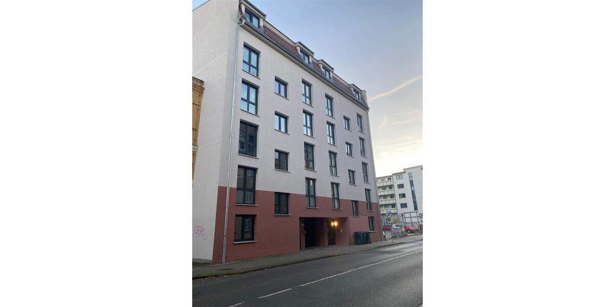 Stötteritz* Neubau* Zweitbezug* altersgerechte Whg* hell* Balkon hofseitig* offene Küche mit EBK 2 zimmer