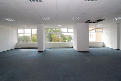 Gewerbeobjekt Merseburg - 1.650&euro; | Angebot:21690450
