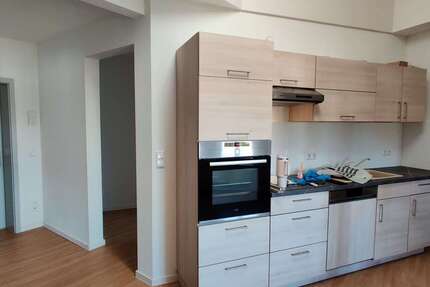 Wohnung zum Mieten in Leipzig 595 € 71.5 m² 2 zimmer