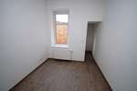 5-Zimmer-Wohnung mit Laminat, Wanne+Dusche