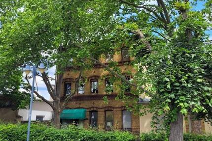 3 Raum Wohnung in Sandersdorf mit Einbauküche DG in 3 Fam.-haus 3 zimmer