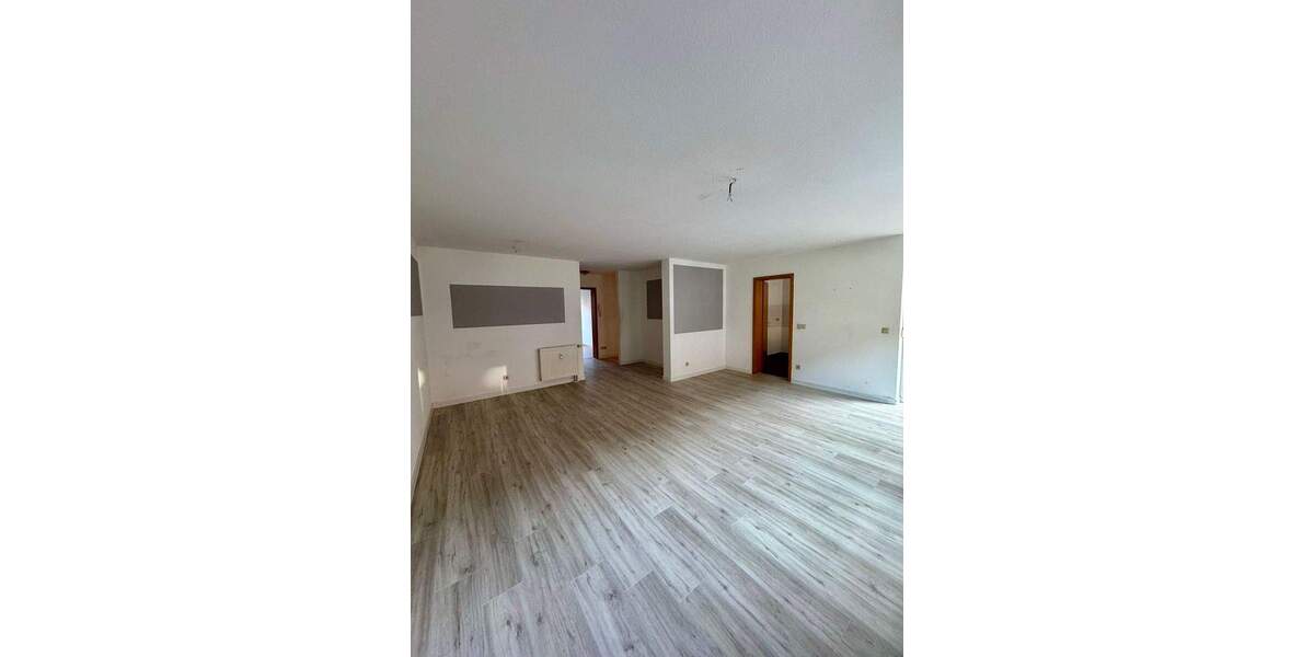 Etagenwohnung Leipzig Altlindenau - 3 Zimmer, 73 m&sup2;, 230.000&euro; | Angebot:25736559