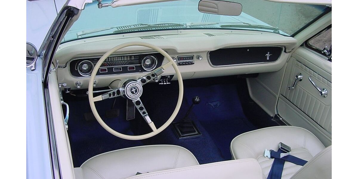 Ford Mustang 15.000 km 39.000 &euro; Leipzig 04288