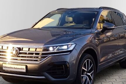 VW Touareg 71.668 km 43.290 &euro; Leipzig 04328