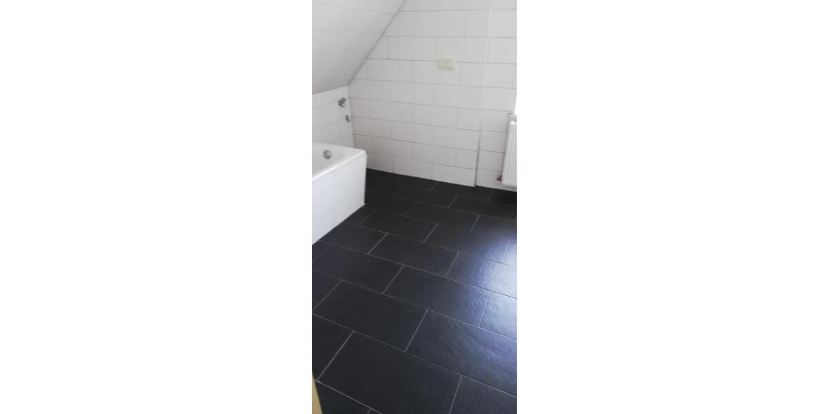Dachgeschoßwohnung Regis-Breitingen Breitingen - 3 Zimmer, 65 m&sup2;, 338&euro; | Angebot:25306524